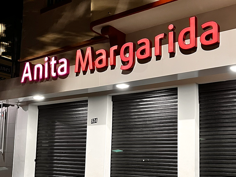 Loja Anitta Margarida — noite